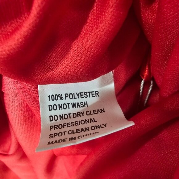 Mac Duggal Bow Shoulder V-Neck Gown Red - Picture 8 of 9